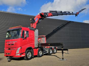 FH 540 8x4 / HMF 85 t/m CRANE + JIB + WINCH / KRAN